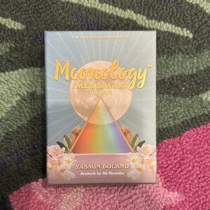 New Moonology Messages Oracle Card Deck - Yasmin Boland